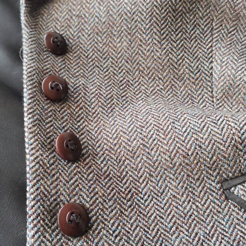 TAHARI BLAZER - Picture 8 of 9